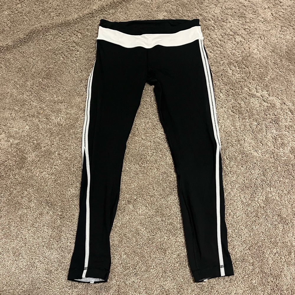 Lululemon Athletica Black and White Leggings